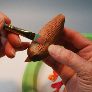 Working with oil stains in your wood carvings