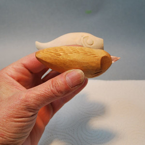 Working with oil stains in your wood carvings